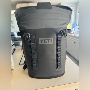 Yeti m20 backpack cooler